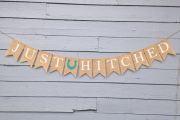Just Hitched Burlap Banner