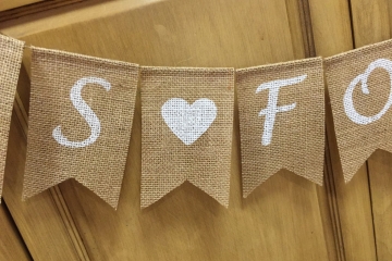 Personalized Mrs Banner "Contemporary"