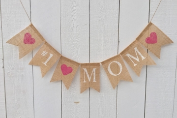 #1 MOM Burlap Banner