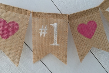#1 MOM Burlap Banner
