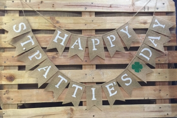 HAPPY St. PATTIE'S DAY Burlap Banner